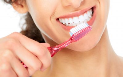 ¿Cómo cepillarse los dientes con ortodoncia?